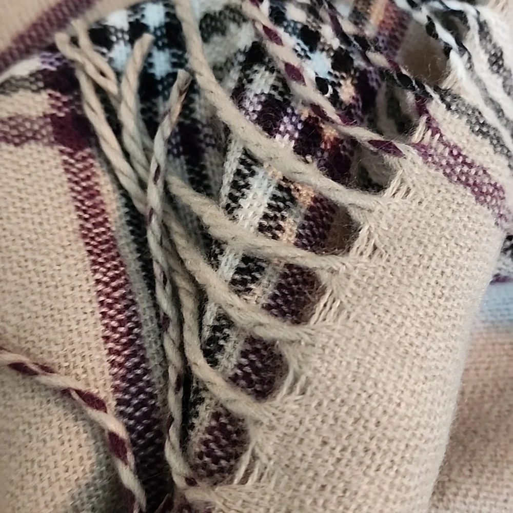 Time And Tru Brand New Plaid Fringe Poncho